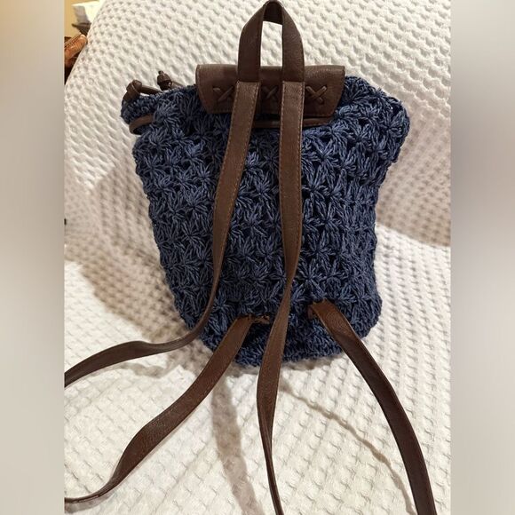 Cappelli Straworld Navy Crochet Toyo Backpack with Brown Leather Accents